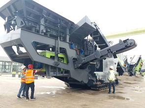 中文系毕业生开厂造机械 专克建筑垃圾 研发 移动破 打开市场